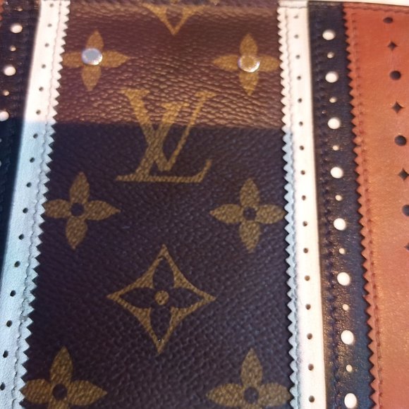 RARE! Limited Edition LV Brogue Steamer Pochette Voyage Zippy Wallet - Picture 3 of 13